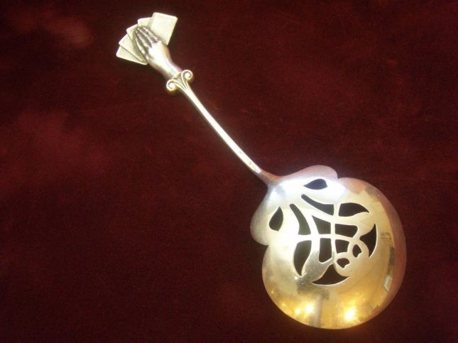 Rare-Sterling-Enamel-Bon-Bon-Spoon