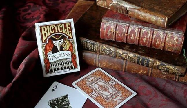 Bicycle_Venexiana_Playing_Cards
