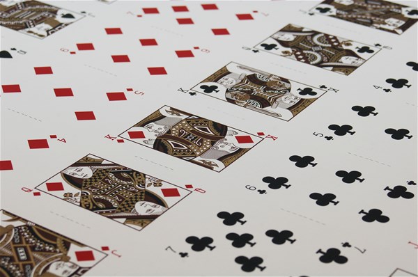 Bicycle_Amber_Stag_Playing_Cards_uncut