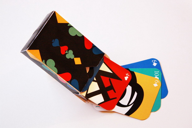 Typographic_Playing_Cards_by_Julianna_Sparrow_4