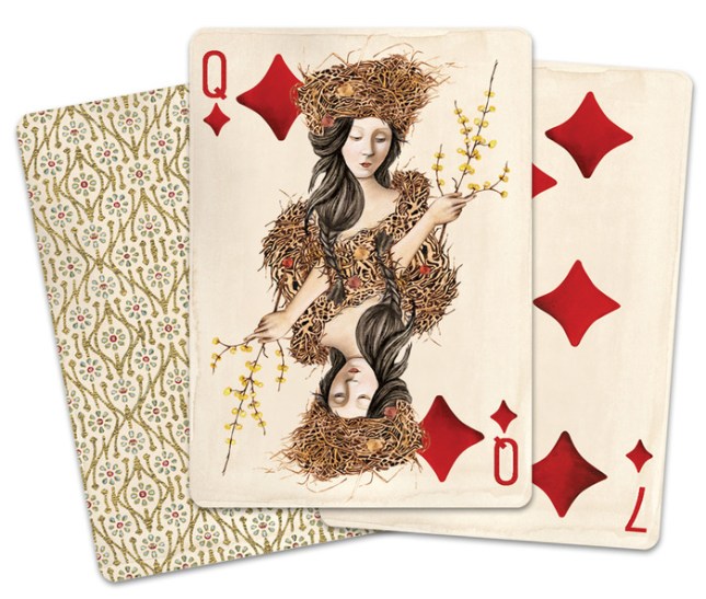 Pagan_Playing_Cards_Queen_of_Diamonds