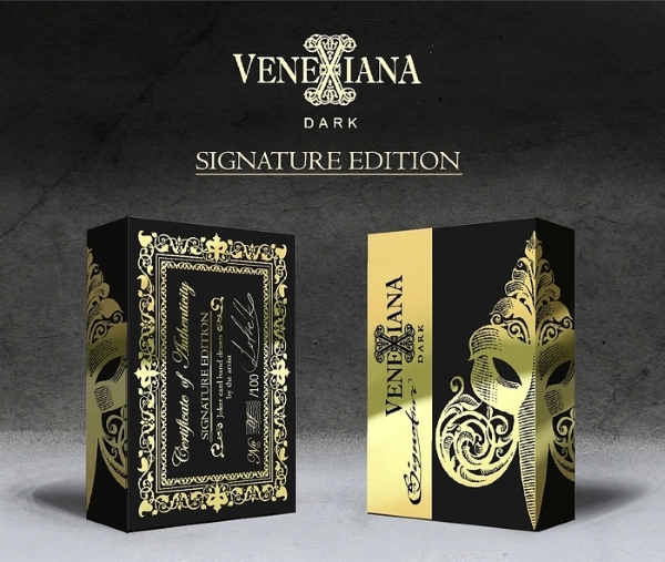 Venexiana-Dark-Playing-Cards-Signature-Deck
